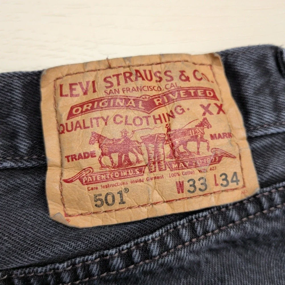 Levis 501 Original Straight Leg Jeans Mens 33x34 (Fits 30x33) Black Denim